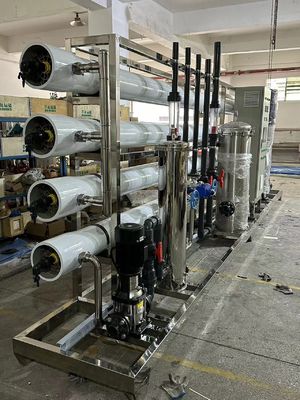 ราคาดี ระบบ RO น้ําเกลือสูง Siemens PLC ควบคุมสําหรับ 5-45.C น้ําอาหาร ออนไลน์