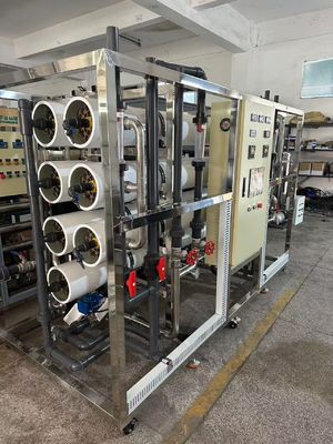 ราคาดี ความดัน 150-300 ปีซี RO ระบบน้ําเกลือที่มีการปรับปรุงก่อนและผลงาน ออนไลน์