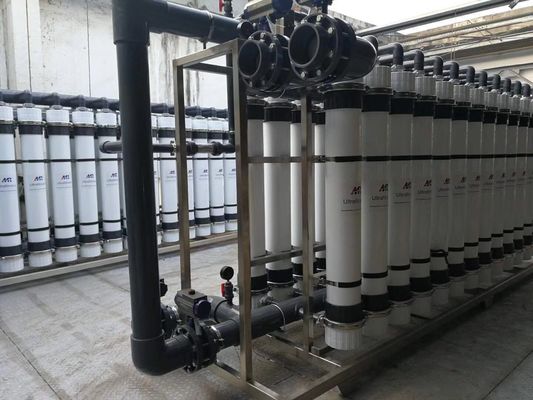 ราคาดี 99% อัตราการกําจัดความอับอาย ระบบ Ultrafiltration ด้วยความจุ 100m3/hr และการรักษาก่อน UF กระบวนการรักษา ออนไลน์